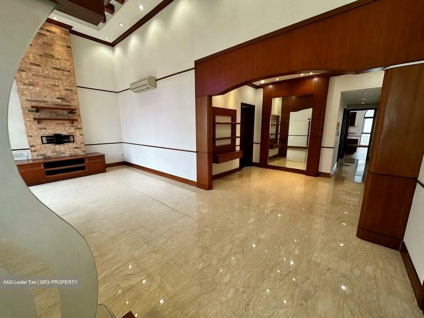 Seletaris (D27), Condominium #554533391
